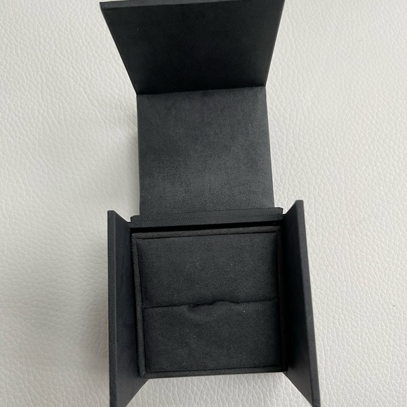 David Yurman Wheaton® Ring with Morganite and Pavé Diamonds Size 6 - Picture 13 of 14